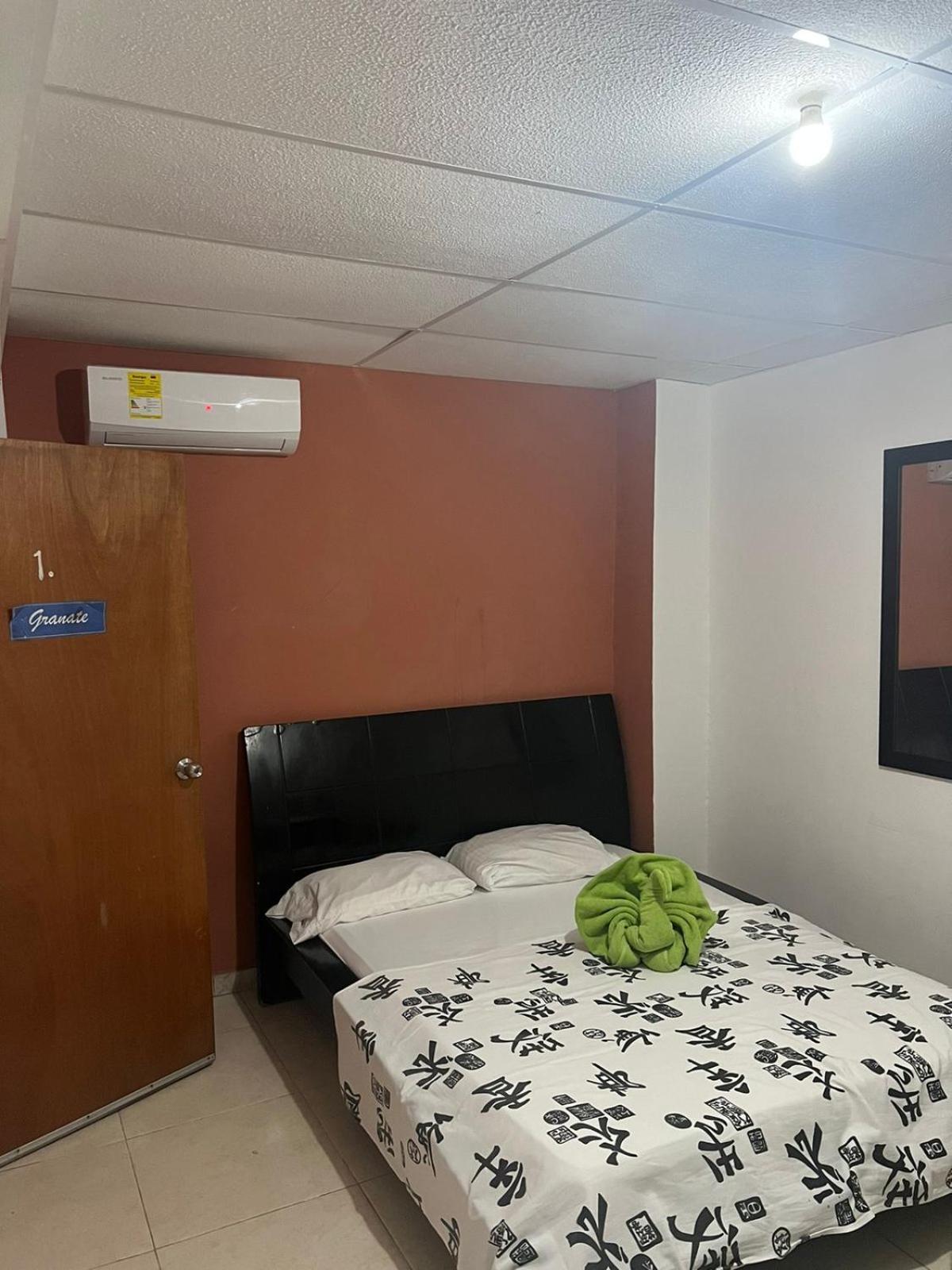 Hostal Kaia Santa Marta  Ngoại thất bức ảnh