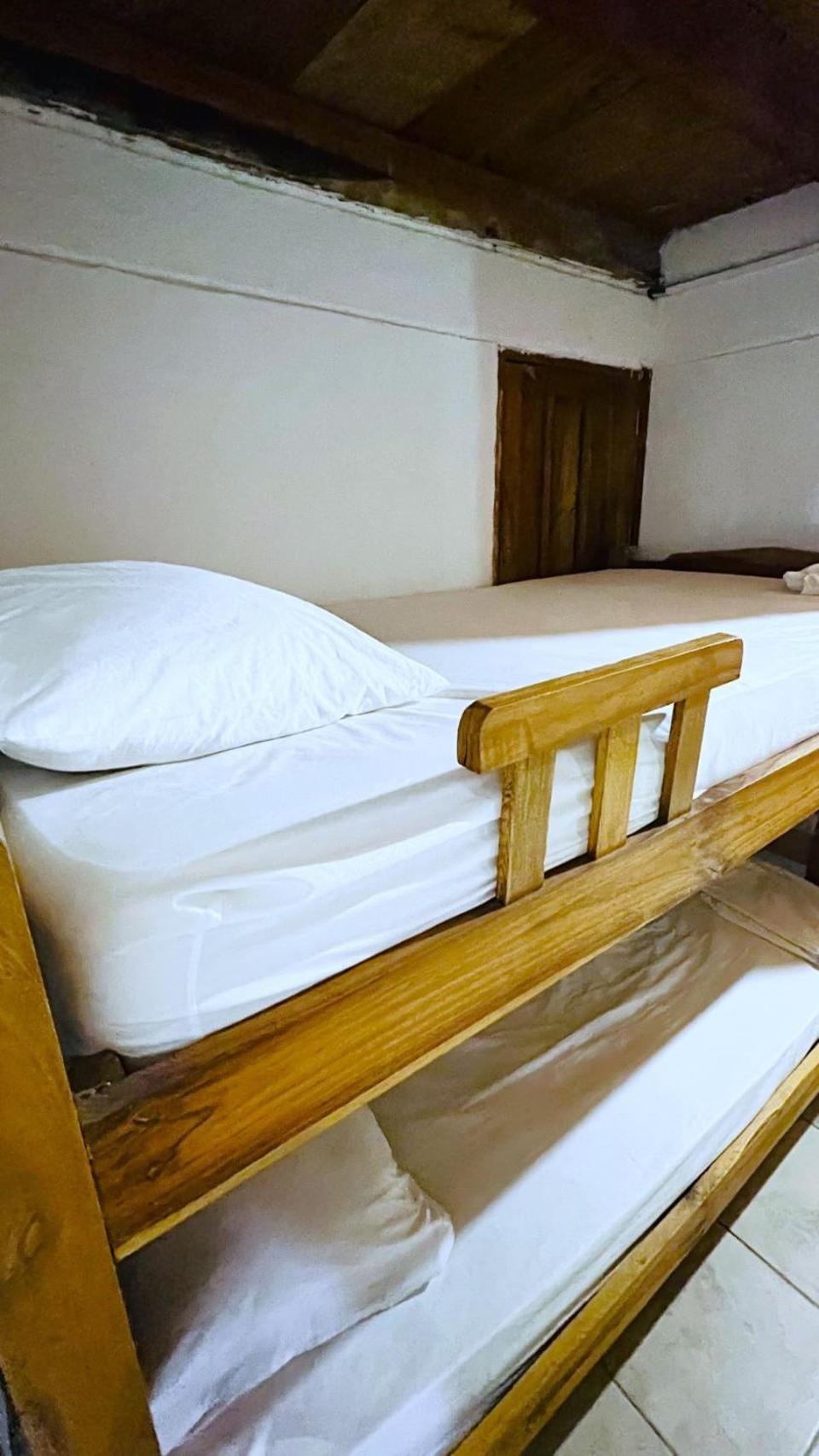 Hostal Kaia Santa Marta  Ngoại thất bức ảnh